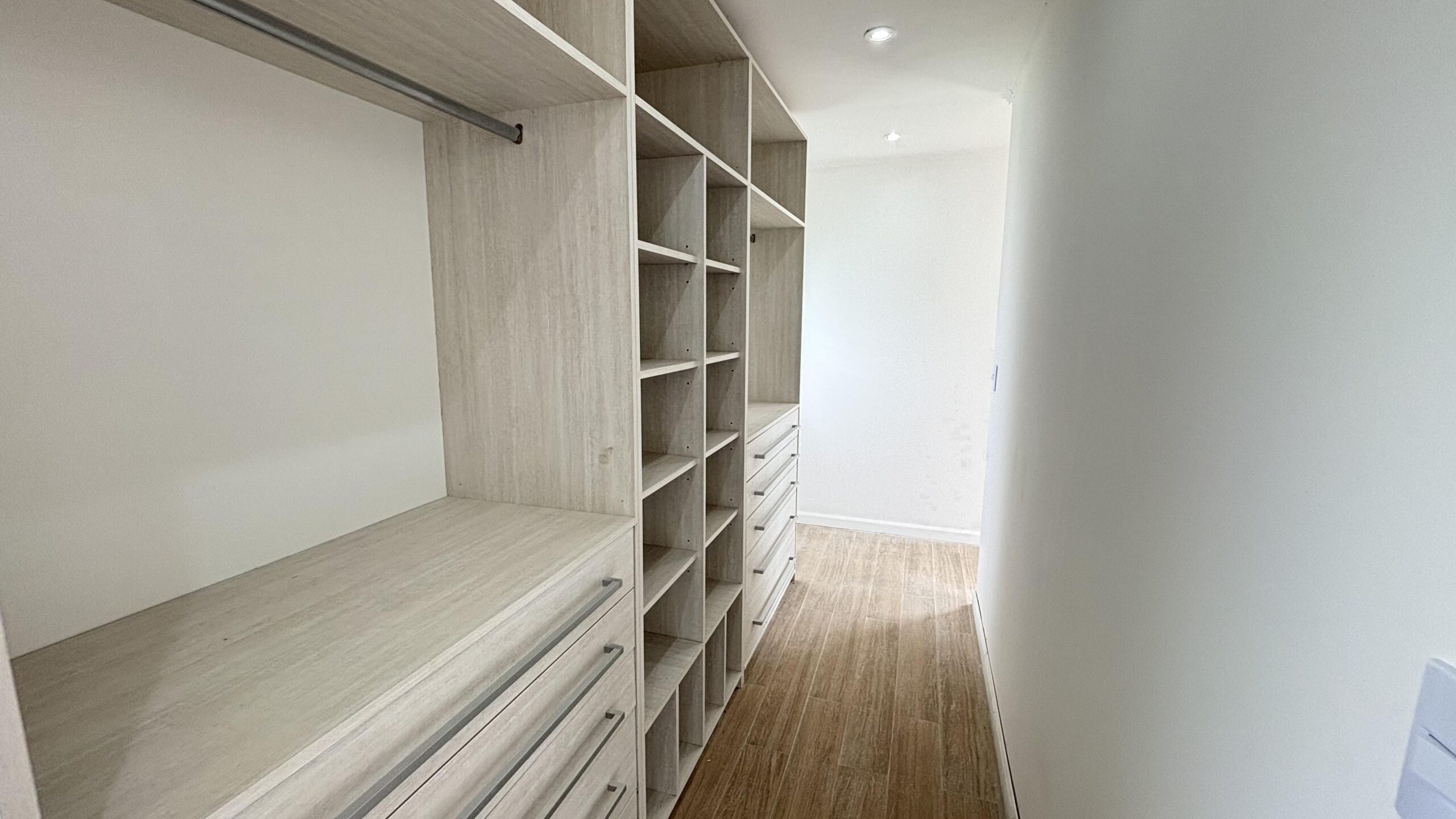 7647318_22033924751394459051359896392044157196319309369246110280933746434495400460098